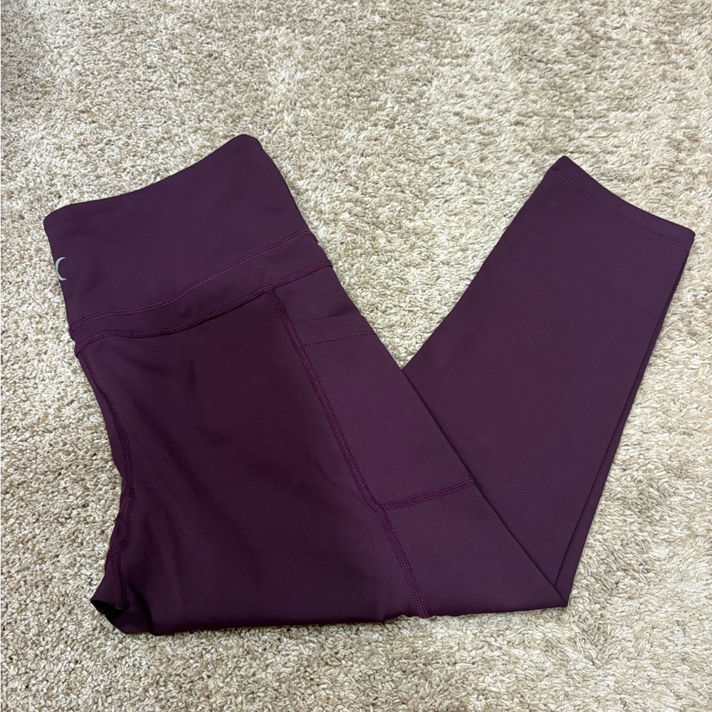 Zyia Active Plum Pocket Light n Tight Hi-Rise Capri 20" Leggings Pant